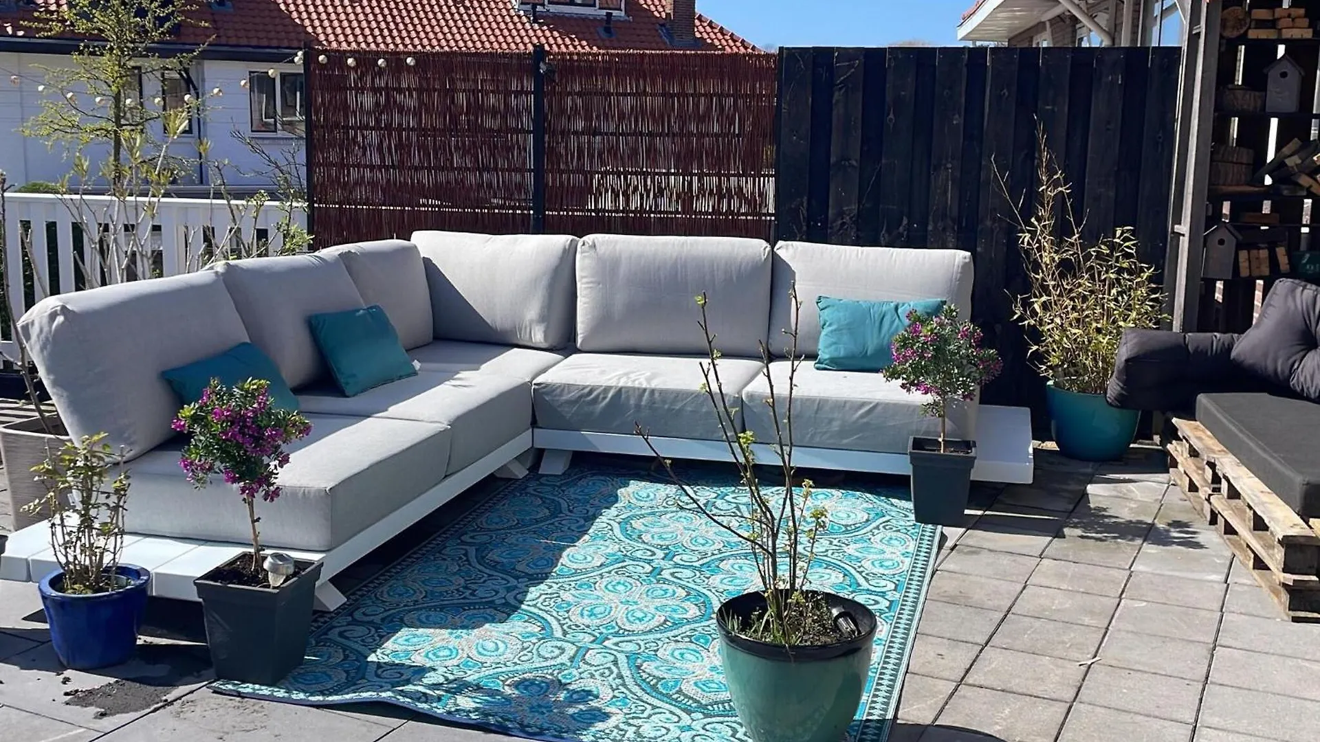 Luxury Home With Roof Terrace In Haag